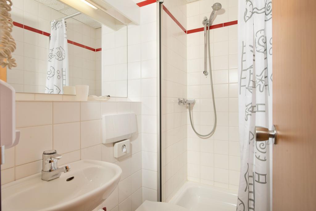 Days Inn Dortmund West Pokoj fotografie